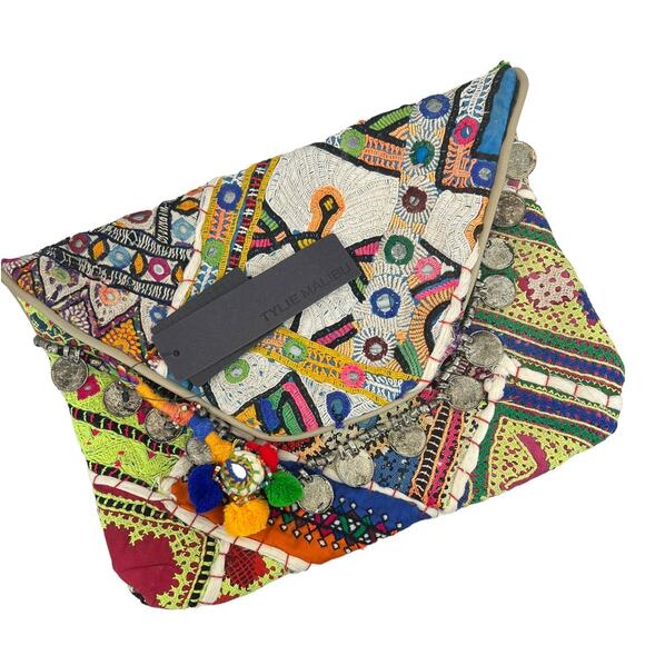 Anthropologie x Tylie Malibu Prana Clutch Purse Embroidered Patchwork Bag - Picture 2 of 11